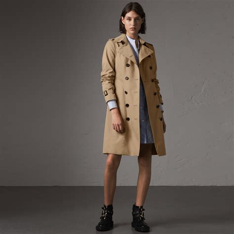 burberry trench coat sandringham|burberry chelsea trench coat review.